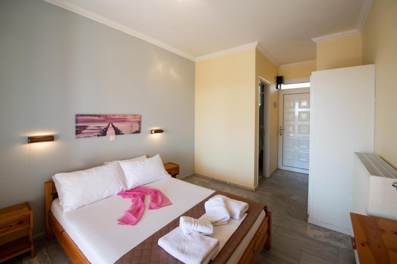 Artemis Pension By Imagine Lefkada Ligia Eksteriør billede